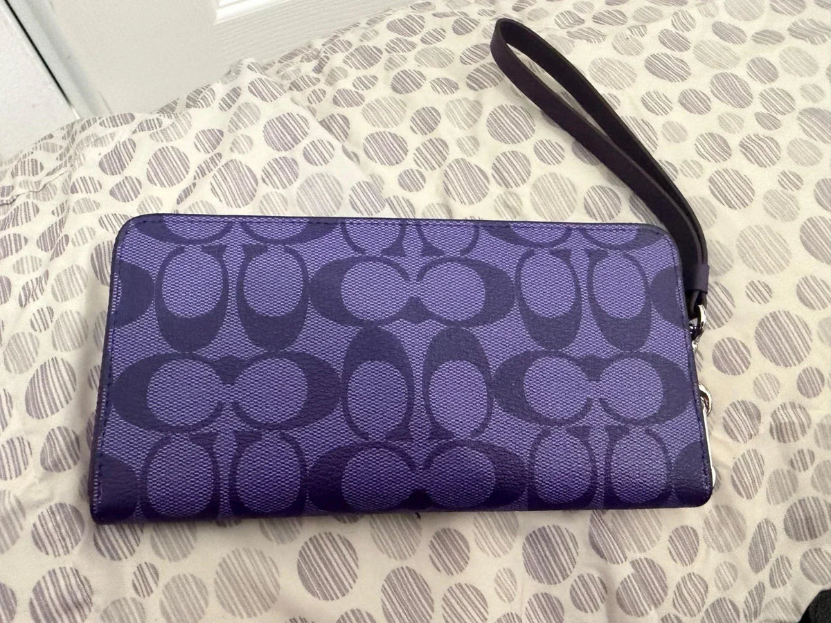Coach Signature Zip Around Women's Wristlet Wallet Purple