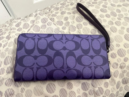 Coach Signature Zip Around Women's Wristlet Wallet Purple